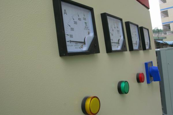 兵团第一师幸福农场配电柜-3683讲讲配电柜注意事项